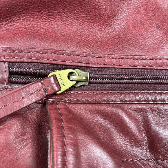 Fossil Leather Crossbody Shoulder Bag Purse Womens Burgundy Oxblood Zip Pockets - Picture 3 of 12